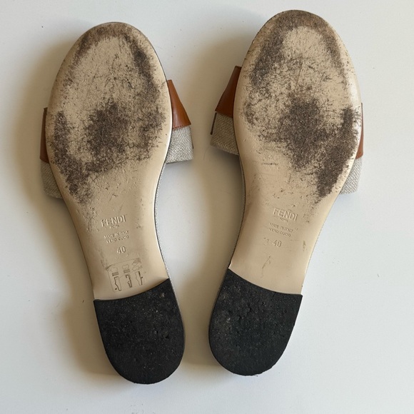 Fendi Tan and Cream Slides - Picture 6 of 8